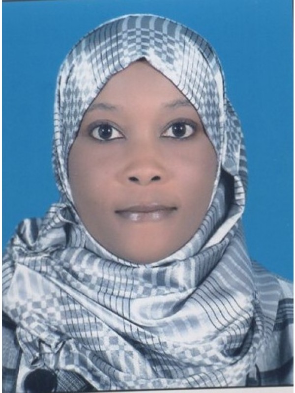 بثينة عمر عبدالله خير 