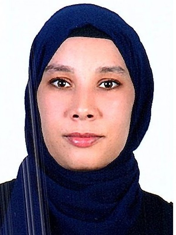 عائشة محمد رمضان الحاج أحمد 