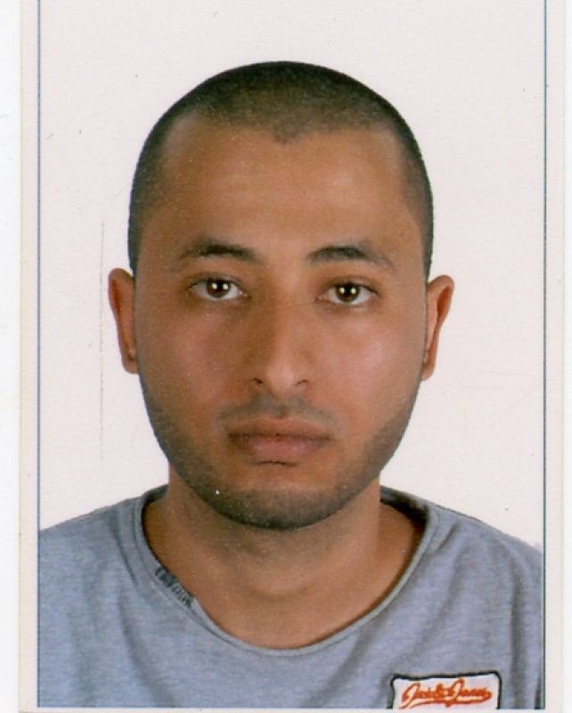 ادم مصطفى الصغير بنداقة